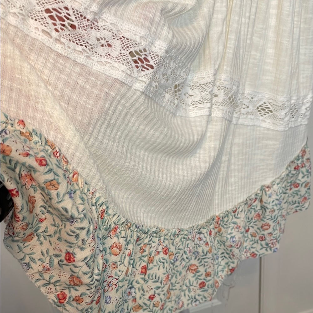 POL Cream Super soft  Smocked Tiered Camisole NWOT - Picture 3 of 5